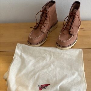 NWOT Red Wing Classic Moc 6" Women's Short Boot in Dusty Rose Abilene Leather 9